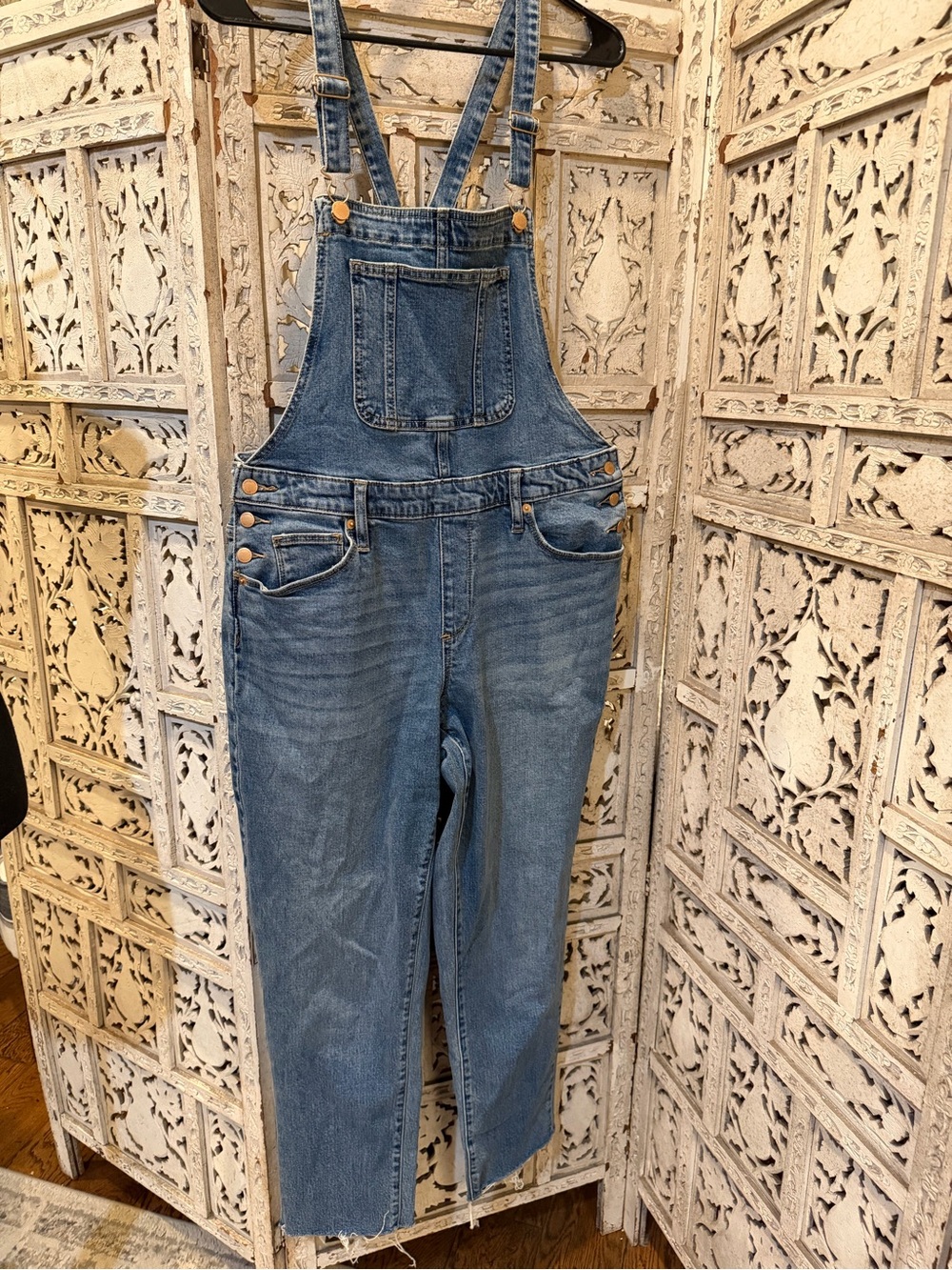 Universal Thread Blue Denim Women's Overalls with Front Bib Pocket